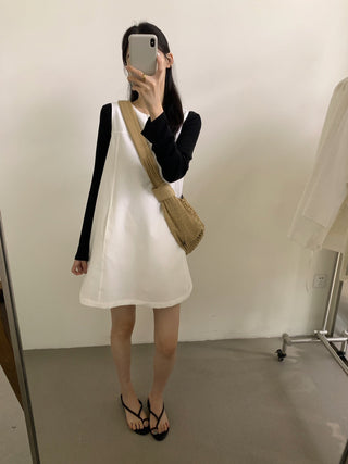 Round neck dress