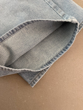 Five-point denim shorts