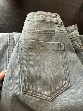 Five-point denim shorts