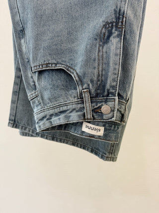Five-point denim shorts