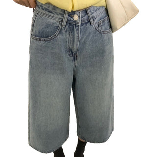 Five-point denim shorts