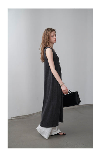 Graceful vest dress 02