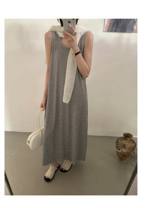 Graceful vest dress 02