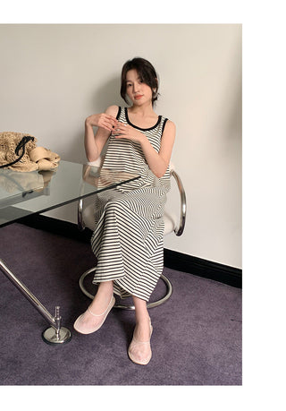 Graceful vest dress 02