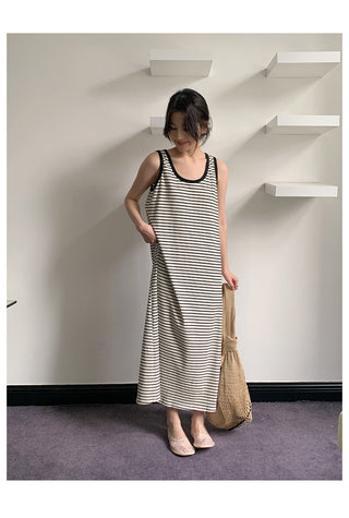 Graceful vest dress 02