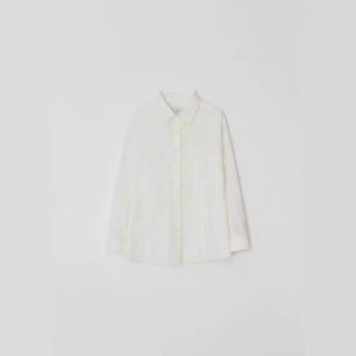 White loose shirt