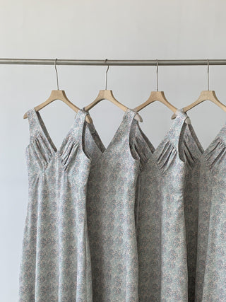 Sleeveless vest dress