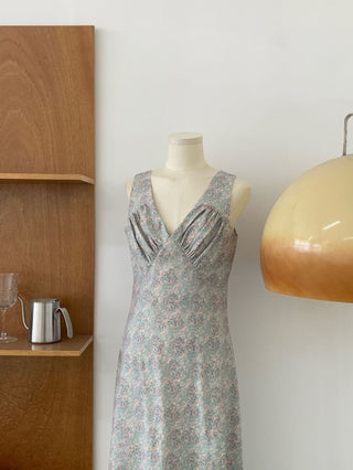 Sleeveless vest dress