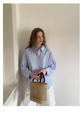 Classic loose shirt