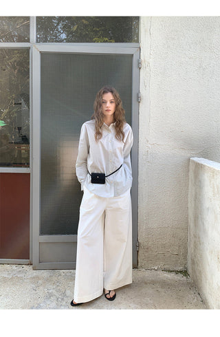 Classic loose shirt