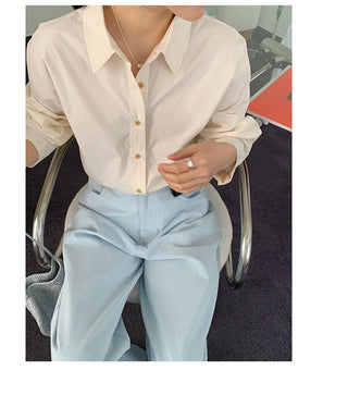 Classic loose shirt