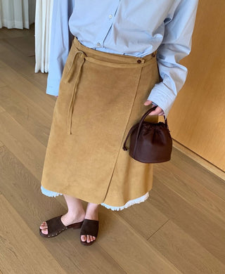 Ruffle edge skirt