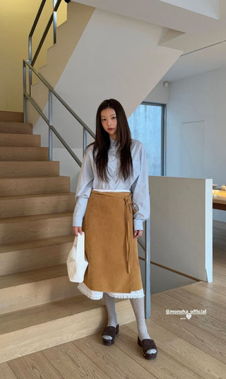 Ruffle edge skirt