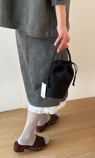 Ruffle edge skirt