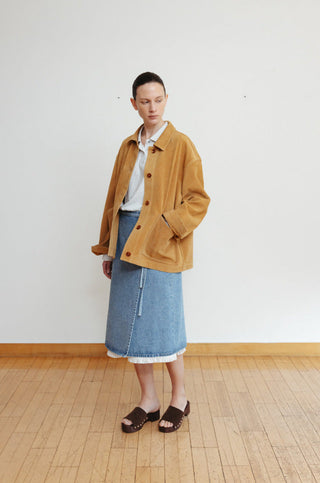 Ruffle edge skirt