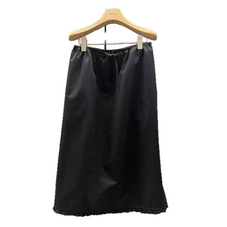 Ruffle edge skirt