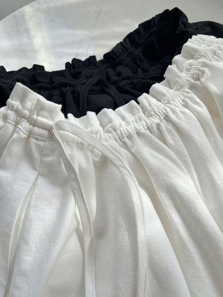 Elastic lace skirt