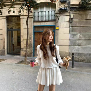 Elastic lace skirt