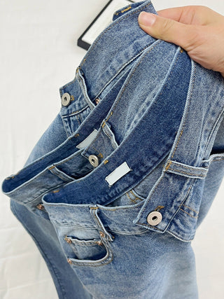 White straight jeans