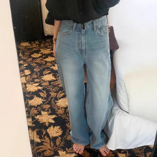 White straight jeans