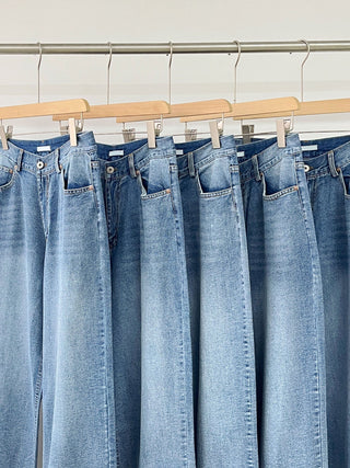 White straight jeans