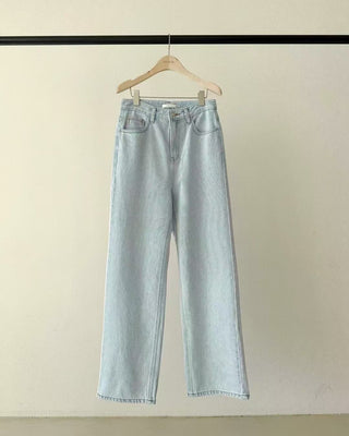 Wide leg jeans