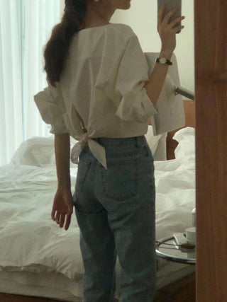 Back slit shirt
