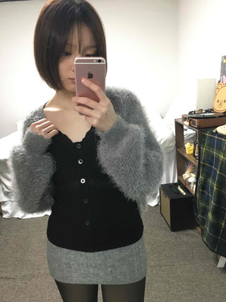 Lace-trimmed Button V-neck Slim Fit Sleeveless Knit