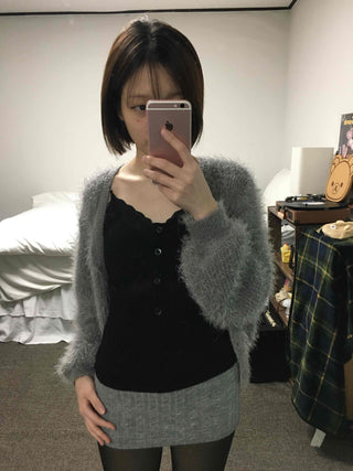 Lace-trimmed Button V-neck Slim Fit Sleeveless Knit