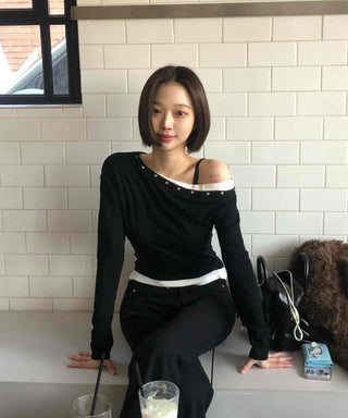 Shoulder Stud Slim Fit Off-Shoulder Long Sleeve Tee