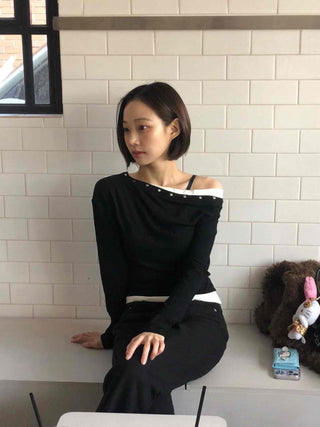 Shoulder Stud Slim Fit Off-Shoulder Long Sleeve Tee
