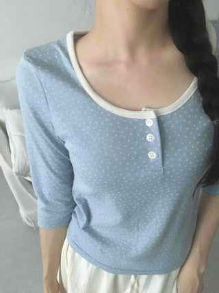 Unique Vintage U-Neck 3/4 Sleeve T-shirt