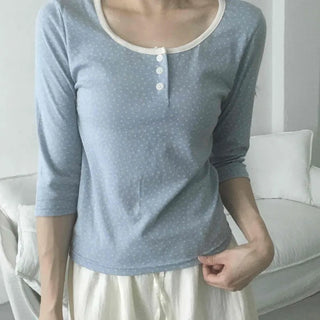 Unique Vintage U-Neck 3/4 Sleeve T-shirt