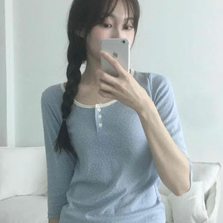 Unique Vintage U-Neck 3/4 Sleeve T-shirt