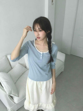 Unique Vintage U-Neck 3/4 Sleeve T-shirt