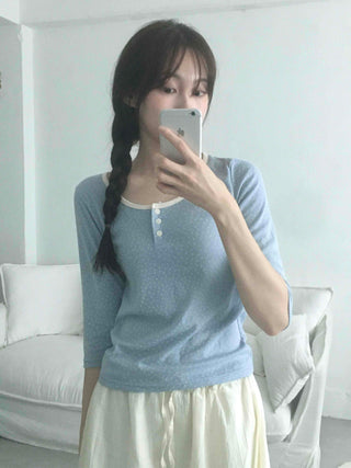 Unique Vintage U-Neck 3/4 Sleeve T-shirt