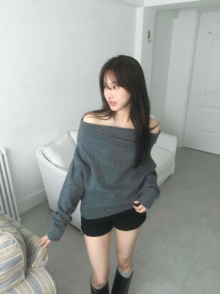 Off-shoulder Loose Fit Knit Top