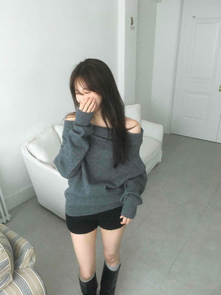 Off-shoulder Loose Fit Knit Top