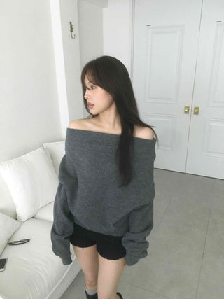 Off-shoulder Loose Fit Knit Top