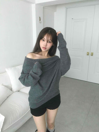 Off-shoulder Loose Fit Knit Top