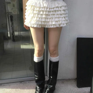 Feminine Tiered Tencel Slim Fit Shorts