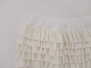 Feminine Tiered Tencel Slim Fit Shorts