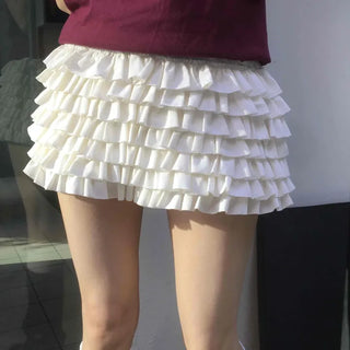 Feminine Tiered Tencel Slim Fit Shorts