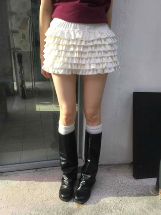 Feminine Tiered Tencel Slim Fit Shorts