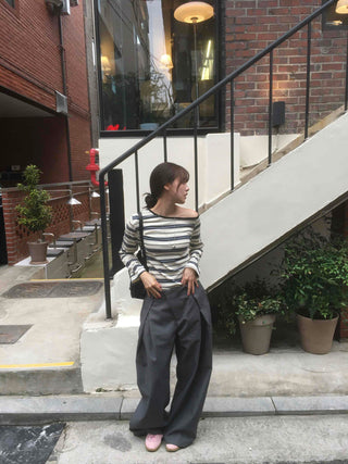 Effortless chic color-block off-striped long-sleeve t-shirt