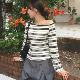 Effortless chic color-block off-striped long-sleeve t-shirt