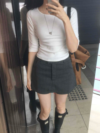 Deep Stripe Mini Skirt Pants