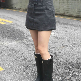 Deep Stripe Mini Skirt Pants