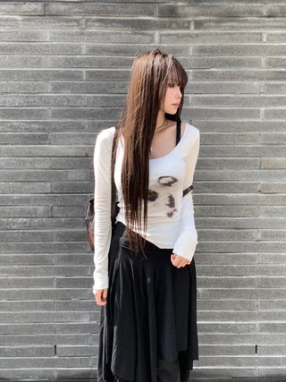 Luisha Vintage Off-Shoulder Slim Long Sleeve Tee