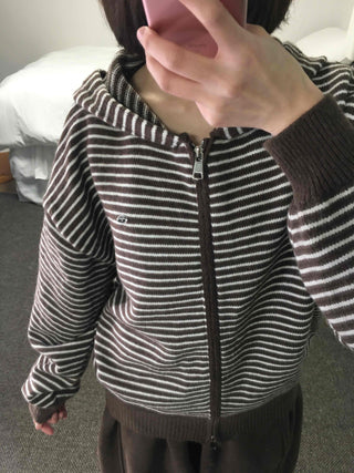 Off-shoulder Striped Crop Zip-up Cardigan